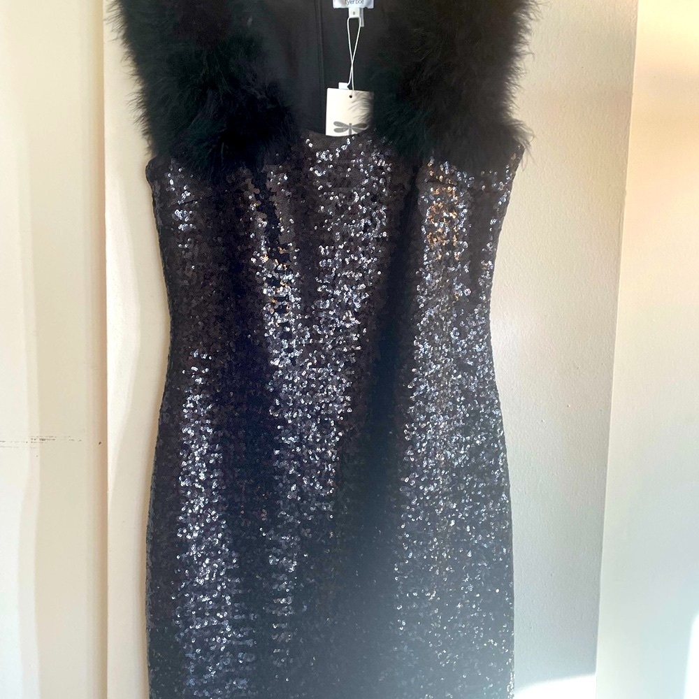 Tyler Boe Black Sequence Cocktail Dress with Fur embellishments. - Picture 3 of 6